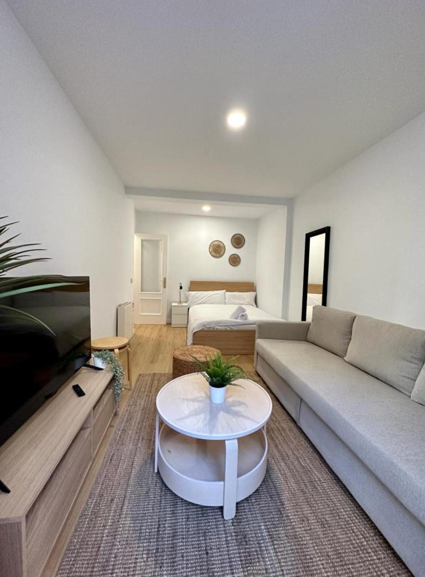 Calle Regueros Loft Para 3Pax En Pleno Chueca Madrid Bagian luar foto